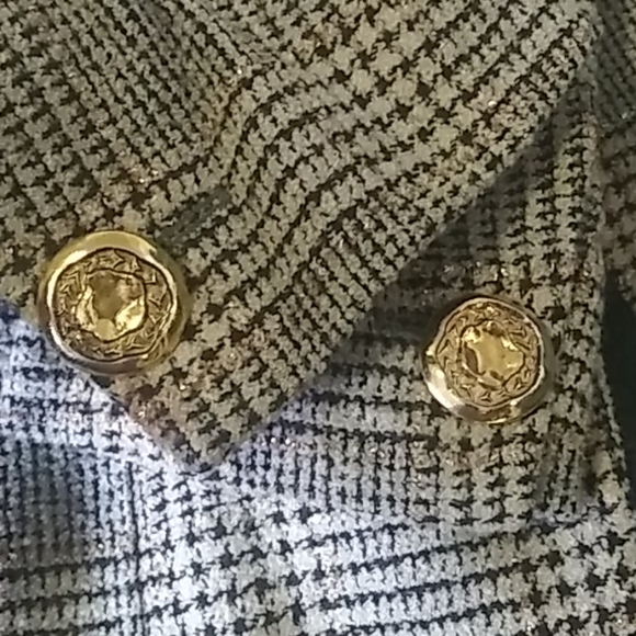 SOLD. Escada Vintage Jacket - Picture 6 of 14